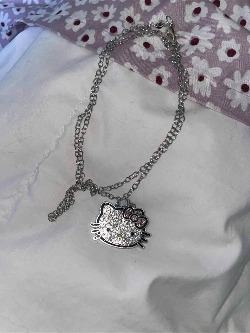 Hello Kitty Silver Tone Chain Cubic Zirconia Crystal Pendant Necklace with Box